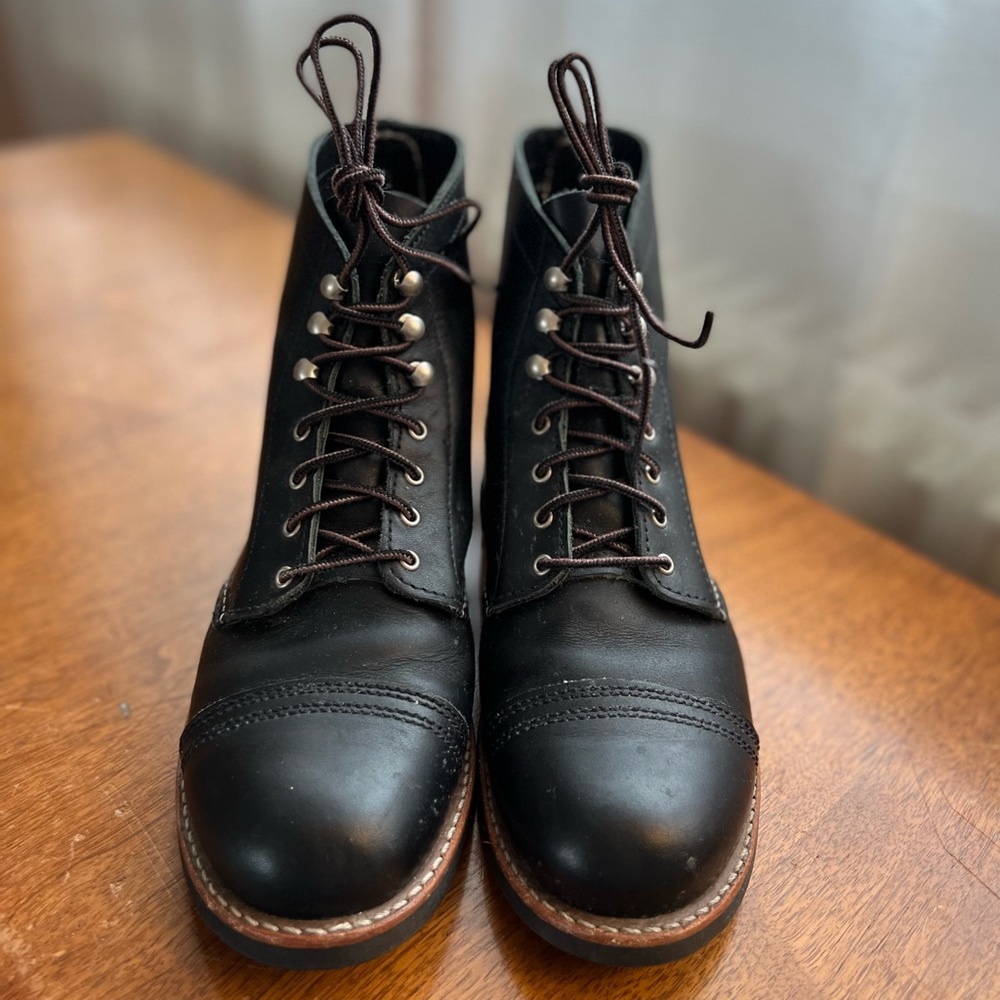 Red Wing Iron Ranger Black Leather Women’s Short Boot